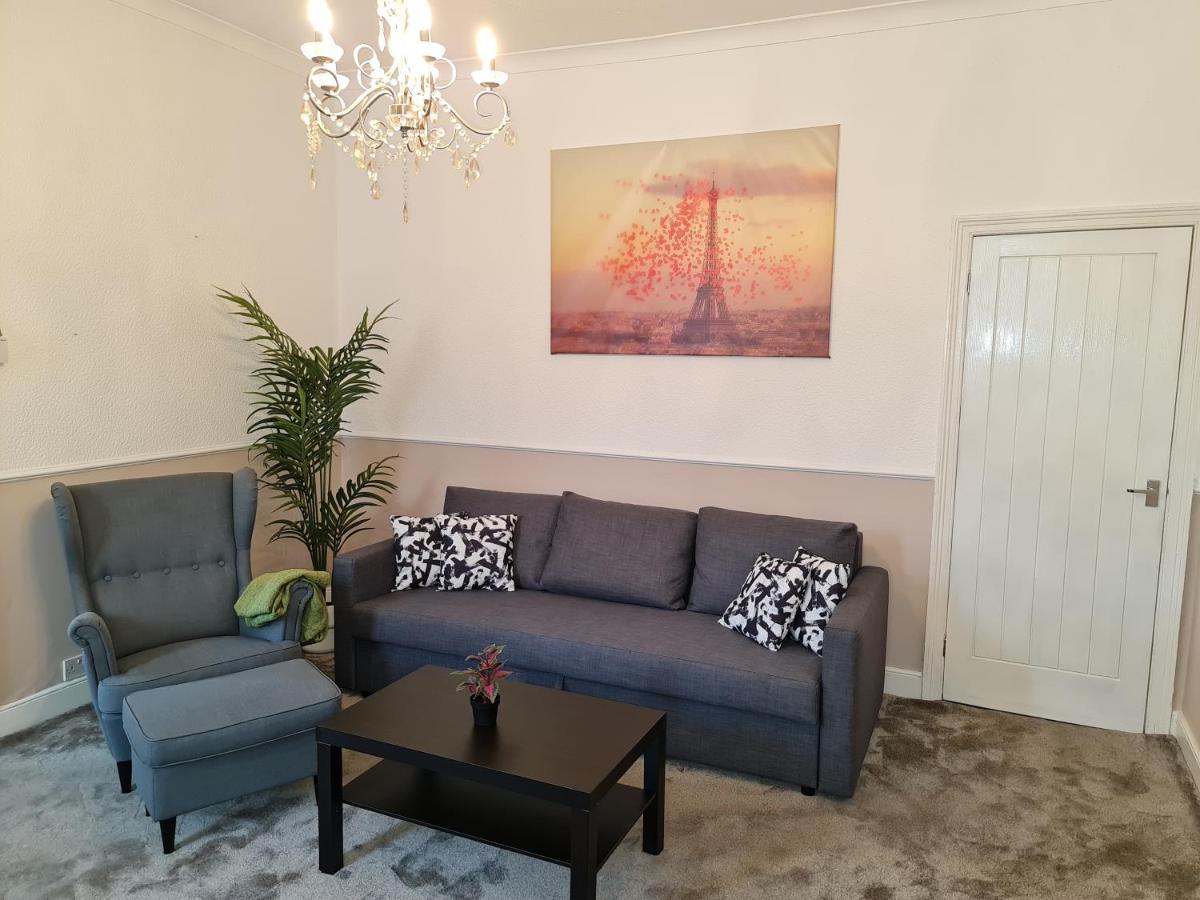 Apartmán Large 3 Bed Flat, Free Parking Newcastle upon Tyne Exteriér fotografie