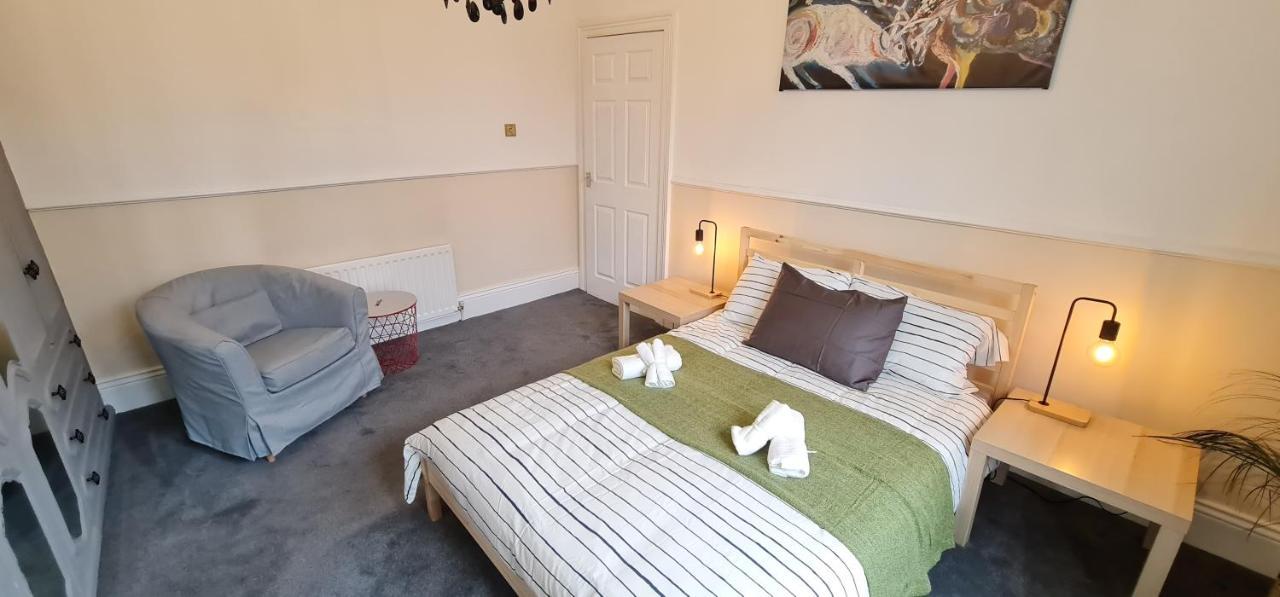 Apartmán Large 3 Bed Flat, Free Parking Newcastle upon Tyne Exteriér fotografie